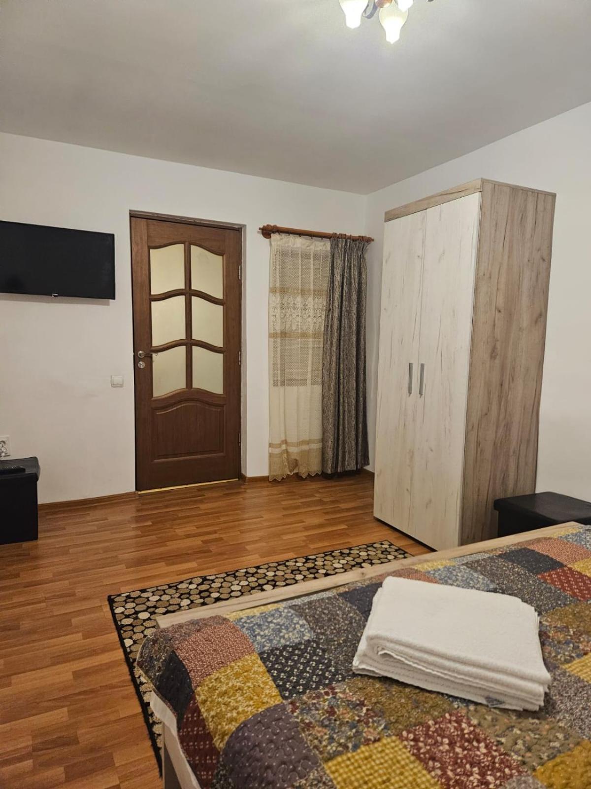 Casa Stely Hotel Rîşnov Екстериор снимка